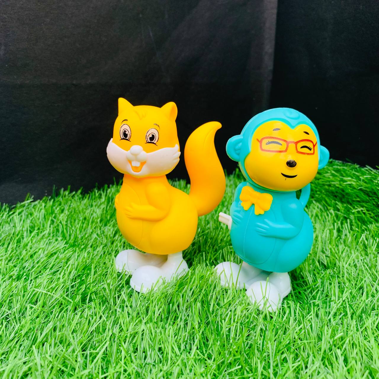 Wind-Up Walking Animal Toy Set – Monkey & Squirrel ( Random Color )